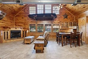 271 County Road 1559 - Photo 4