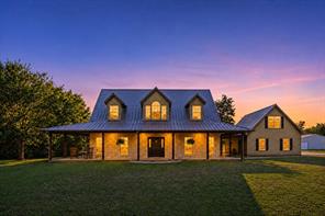 340 County Road 3585 - Photo 2