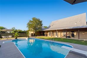 340 County Road 3585 - Photo 8