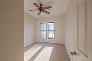 311 Throckmorton - Photo 10