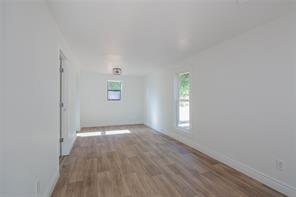 311 Throckmorton - Photo 15