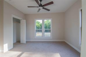 311 Throckmorton - Photo 7