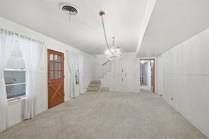1301 Colonial Court - Photo 11