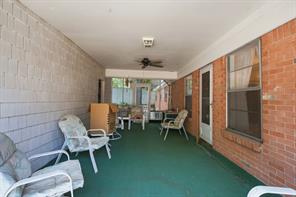 1301 Colonial Court - Photo 36