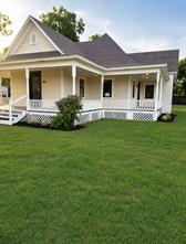 904 E Calhoun Street - Photo 1