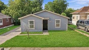 3204 Avenue L - Photo 1