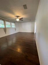 403 Live Oak Street - Photo 2
