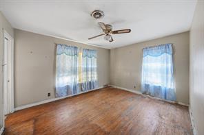3275 S Edgefield Avenue - Photo 9