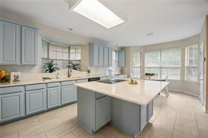 408 San Mateo Drive - Photo 8