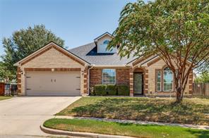 702 Champlain Court - Photo 1
