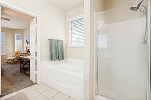 702 Champlain Court - Photo 9
