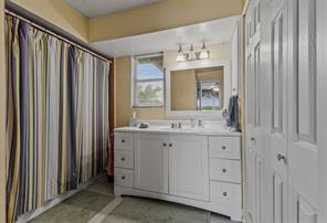 17 Shoreline Drive - Photo 8