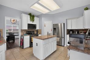 10201 Perkins Drive - Photo 10