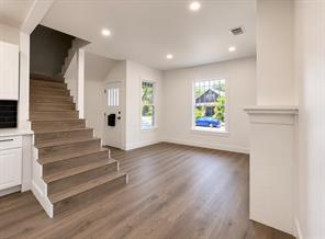 2229 College Avenue - Photo 8