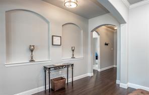 110 E Iriquois Drive - Photo 7