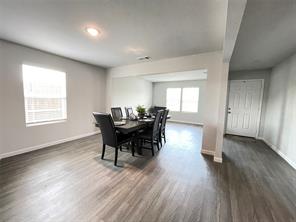 1007 Ripplewood Circle - Photo 2