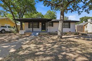 2321 Honeysuckle Avenue - Photo 1