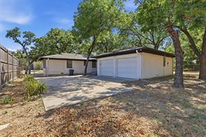 2321 Honeysuckle Avenue - Photo 12
