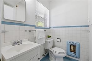 2321 Honeysuckle Avenue - Photo 7