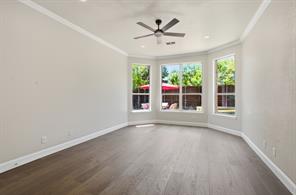 15701 Crown Cove Lane - Photo 16