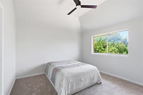 15701 Crown Cove Lane - Photo 23
