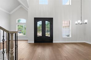 15701 Crown Cove Lane - Photo 3