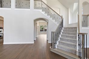 15701 Crown Cove Lane - Photo 4