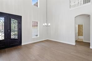15701 Crown Cove Lane - Photo 6