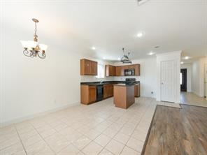 1281 Wysteria Lane - Photo 7