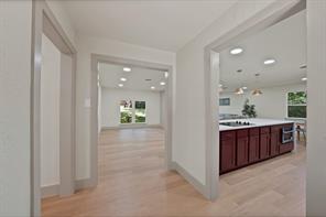 1816 Ridgmar Boulevard - Photo 8
