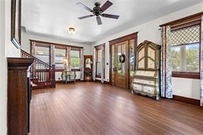 1319 S Crockett Street - Photo 6