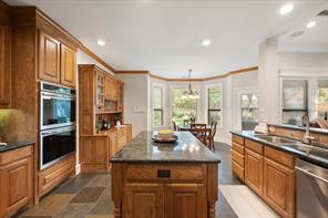 2111 Castle View Road - Photo 11