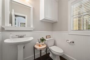 2111 Castle View Road - Photo 8