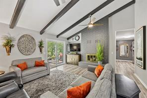 207 S Brook Street - Photo 6