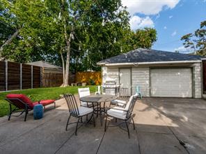1224 Hollywood Avenue - Photo 19