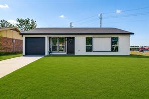 208 Woodgrove Street - Photo 1