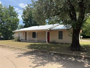 131 SE 7th Street - Photo 1
