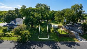 810 Rusk Street - Photo 1