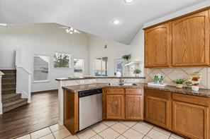 9113 Nathaniel Drive - Photo 11