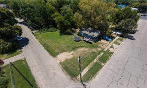 600 Preston Street - Photo 2