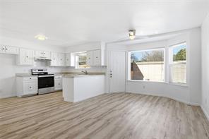 5810 Marina Drive - Photo 11