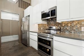2502 Live Oak Street - Photo 6