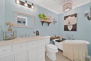 1237 Private Road 4219 - Photo 15