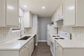 11412 Small Drive - Photo 3