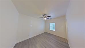 1009 Dubois Street - Photo 10