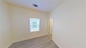1009 Dubois Street - Photo 11