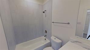 1009 Dubois Street - Photo 9