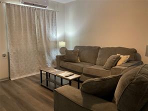 820 Coleman Street - Photo 3