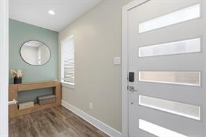 1118 Galveston Avenue - Photo 12