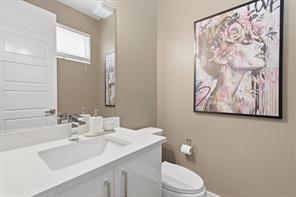 1118 Galveston Avenue - Photo 18